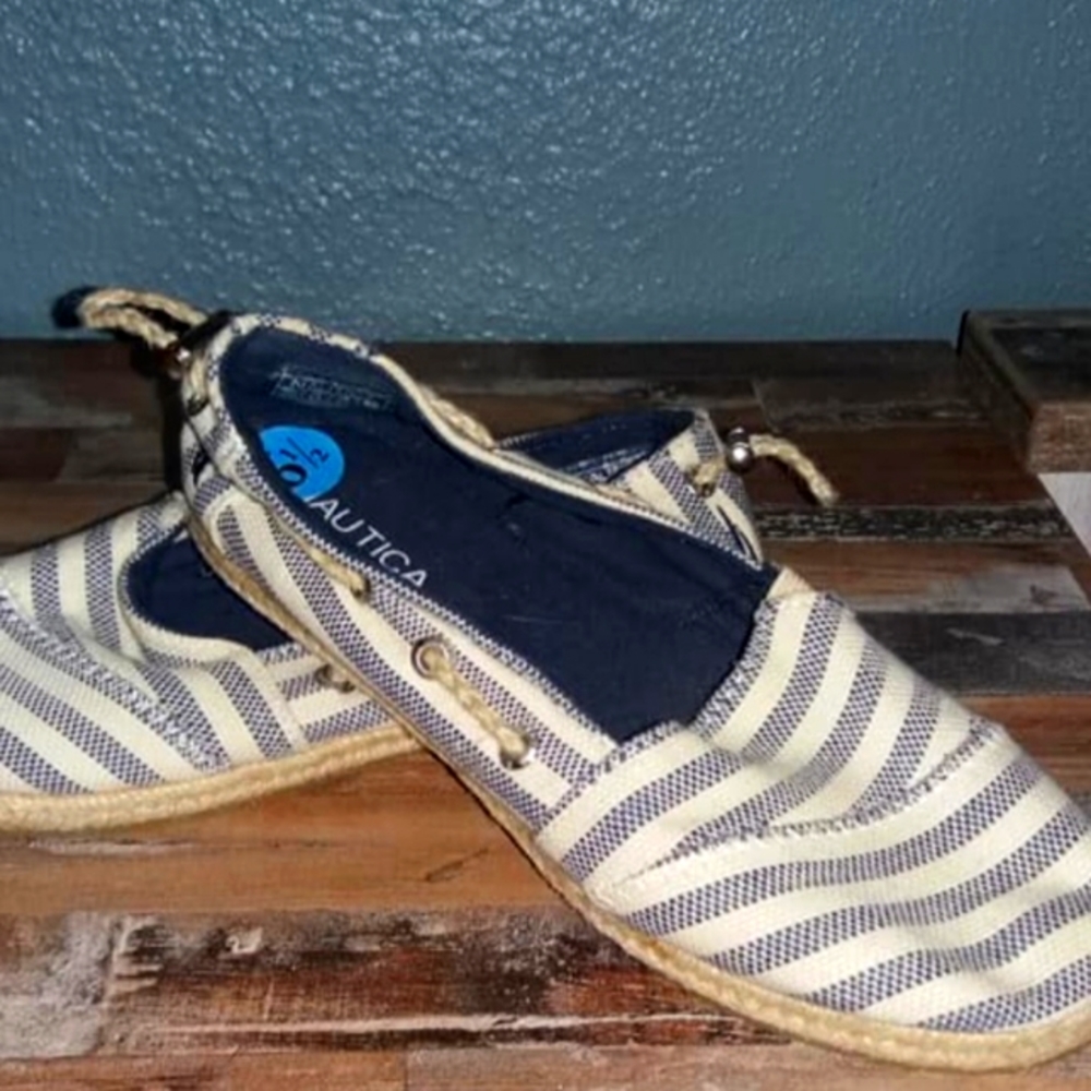 Nautica brand canvas shoes